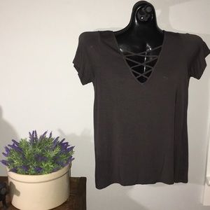 AE soft and sexy caged tee shirt // size medium
